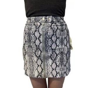 Altar'd State Zip Front Mini Skirt Gray Snake Print Size S